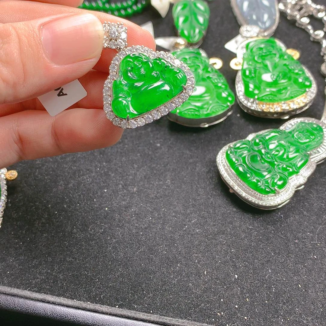 颈饰银S925镶嵌翡翠翡翠