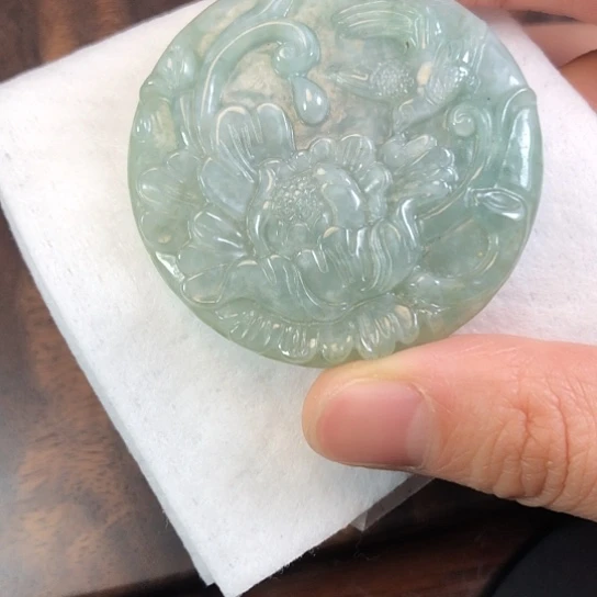 翡翠未镶嵌颈饰缅甸A货，每天下午1点半开播