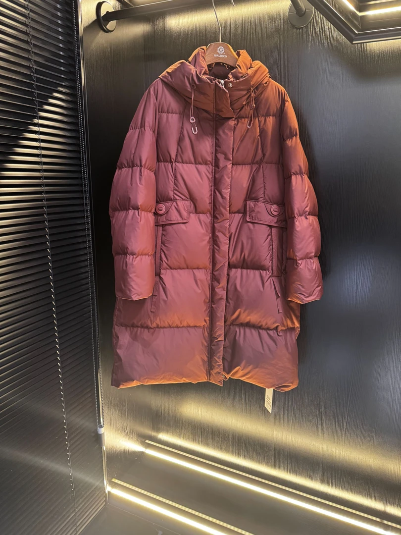 此款90白鸭绒羽绒服 赔钱充销量 见者不容错过
