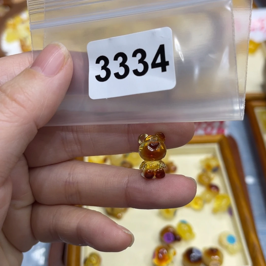 琥珀珠宝奇石未镶嵌