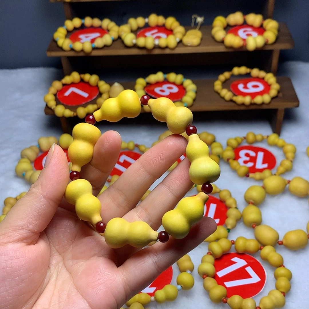 葫***哥喜欢去拍托帕石（处理）