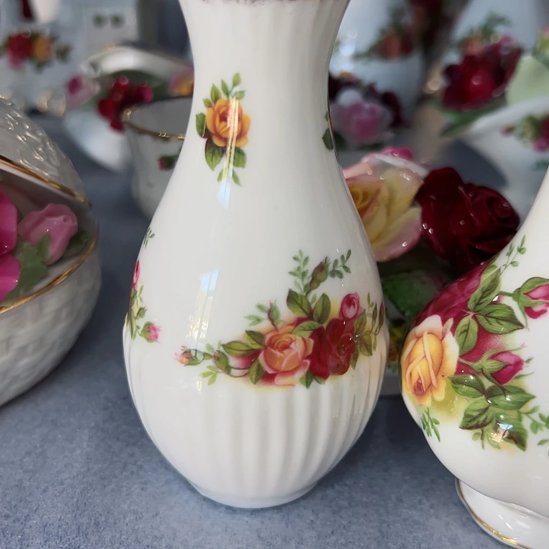 罐夏****1中古美物 老镇玫瑰