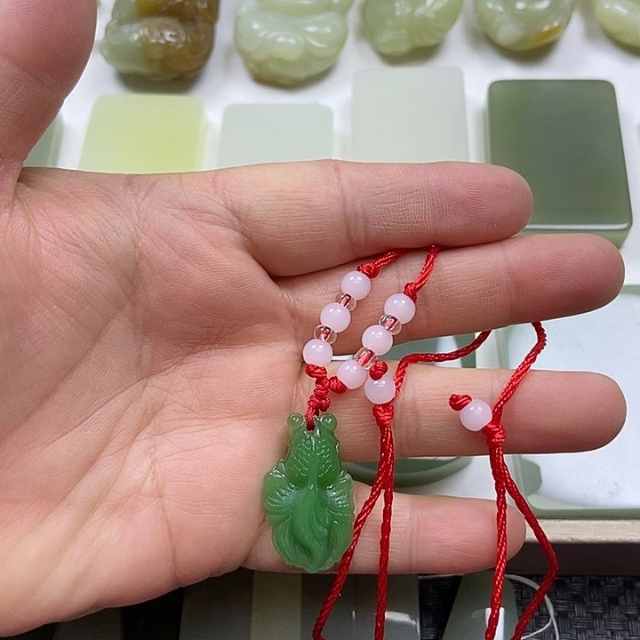 和田玉（糖玉）未镶嵌颈饰
