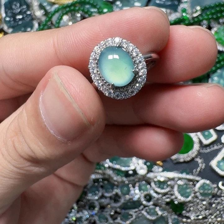 翡翠未镶嵌颈饰天然A货翡翠放漏