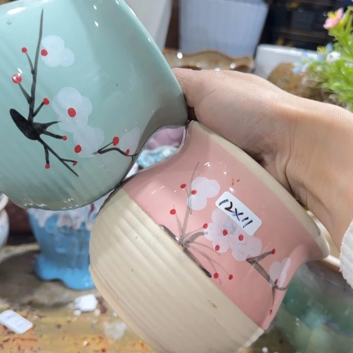 凑9块包邮，有孔花盆