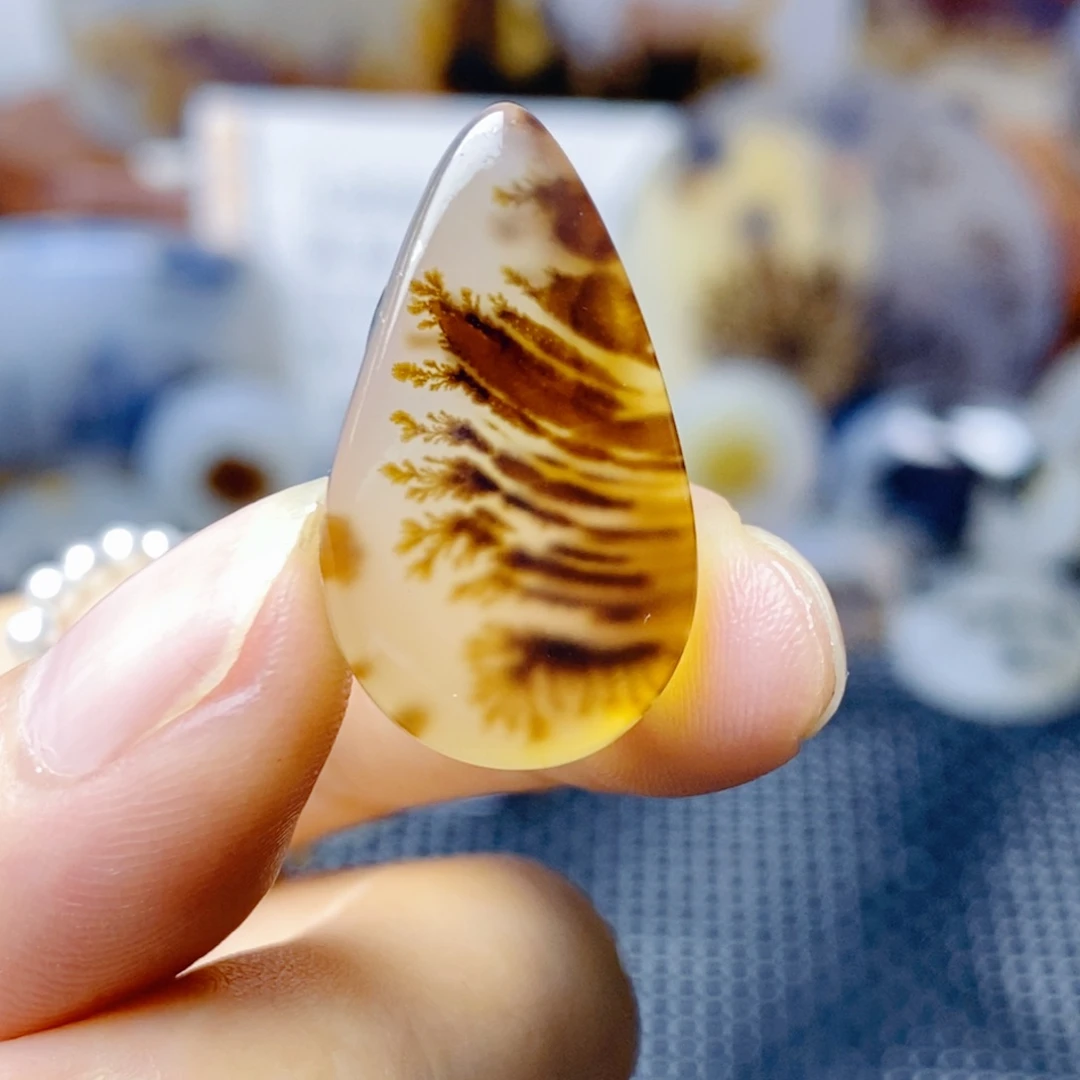 玛瑙/玉髓未镶嵌珠宝奇石