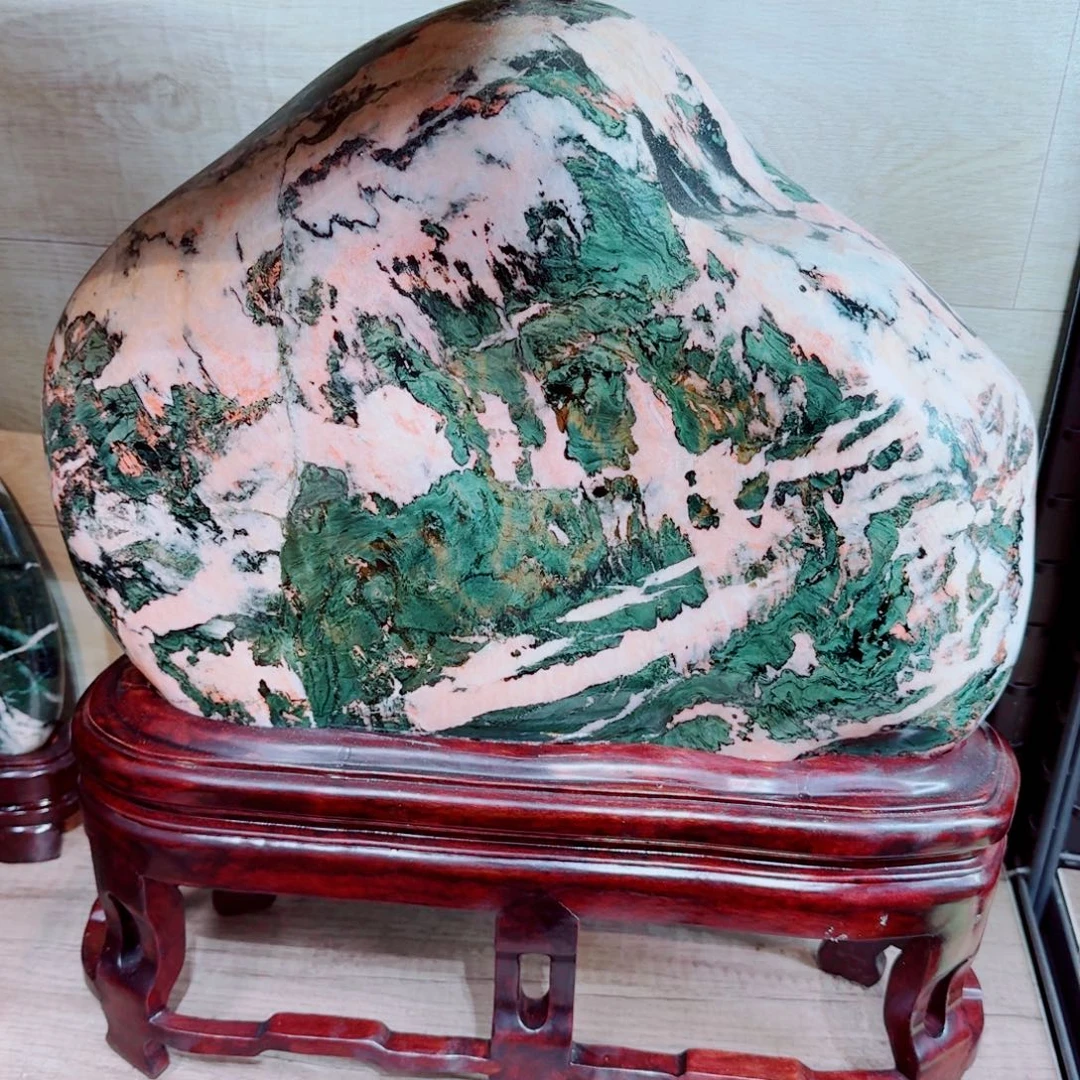 苦***寒石材青海七彩石摆件