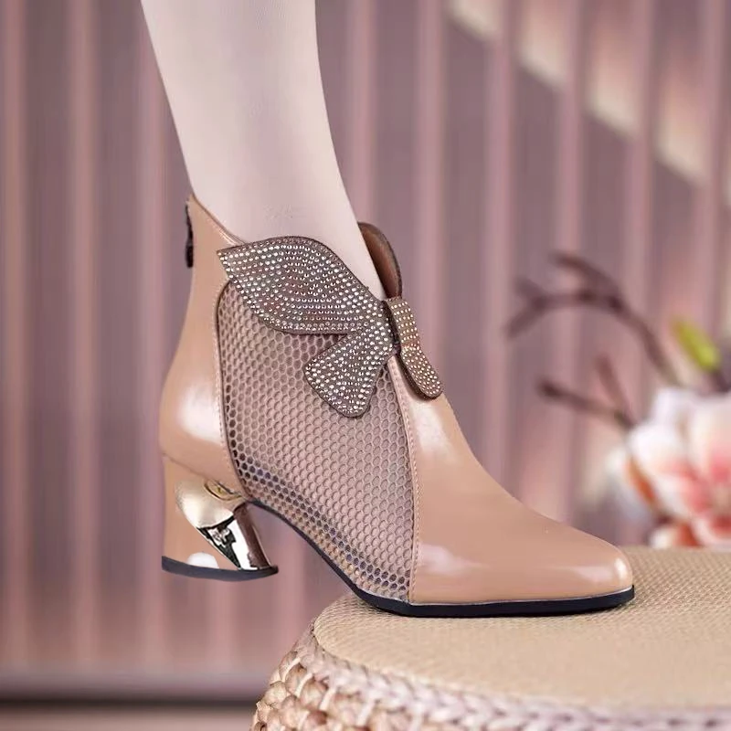 大码尖头透气网面镂空粗跟夏季短靴2025春秋新款水钻高跟时尚凉靴