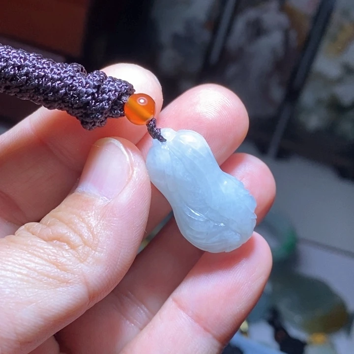 翡翠颈饰未镶嵌好