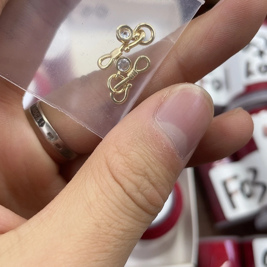 聚酯纤维单锆石S勾压襟扣（2个装）金色