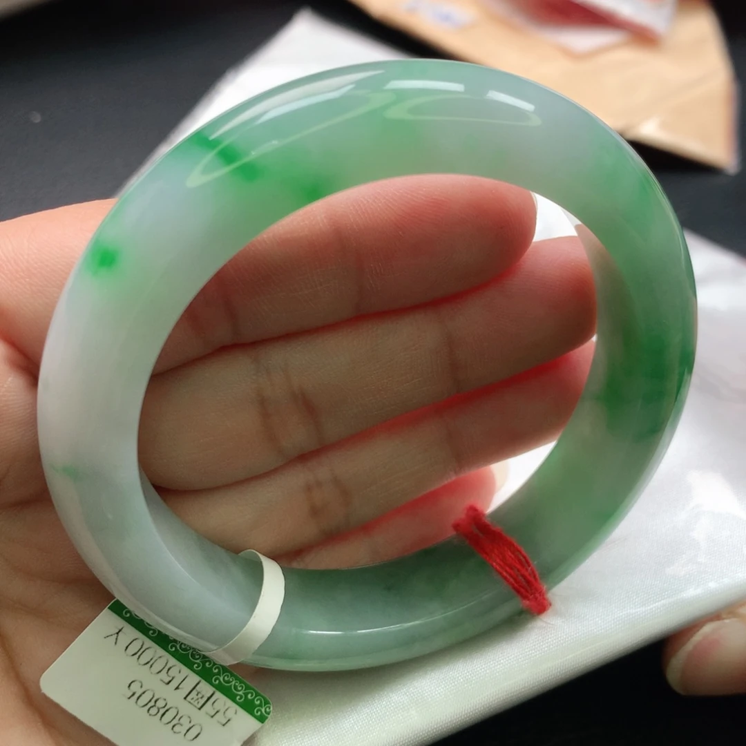 翡翠手镯未镶嵌缅甸55.56