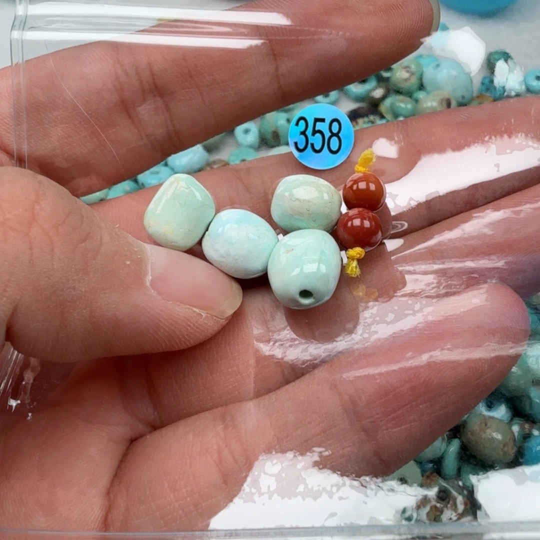 南红玛瑙未镶嵌珠宝奇石