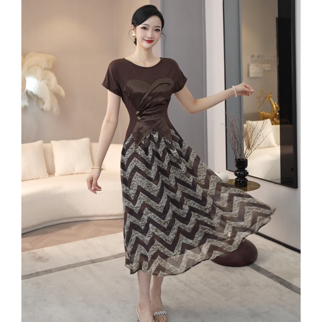 2025夏季新款【ZM-X825】高级感小众气质收腰拼接显瘦棕色连衣裙子