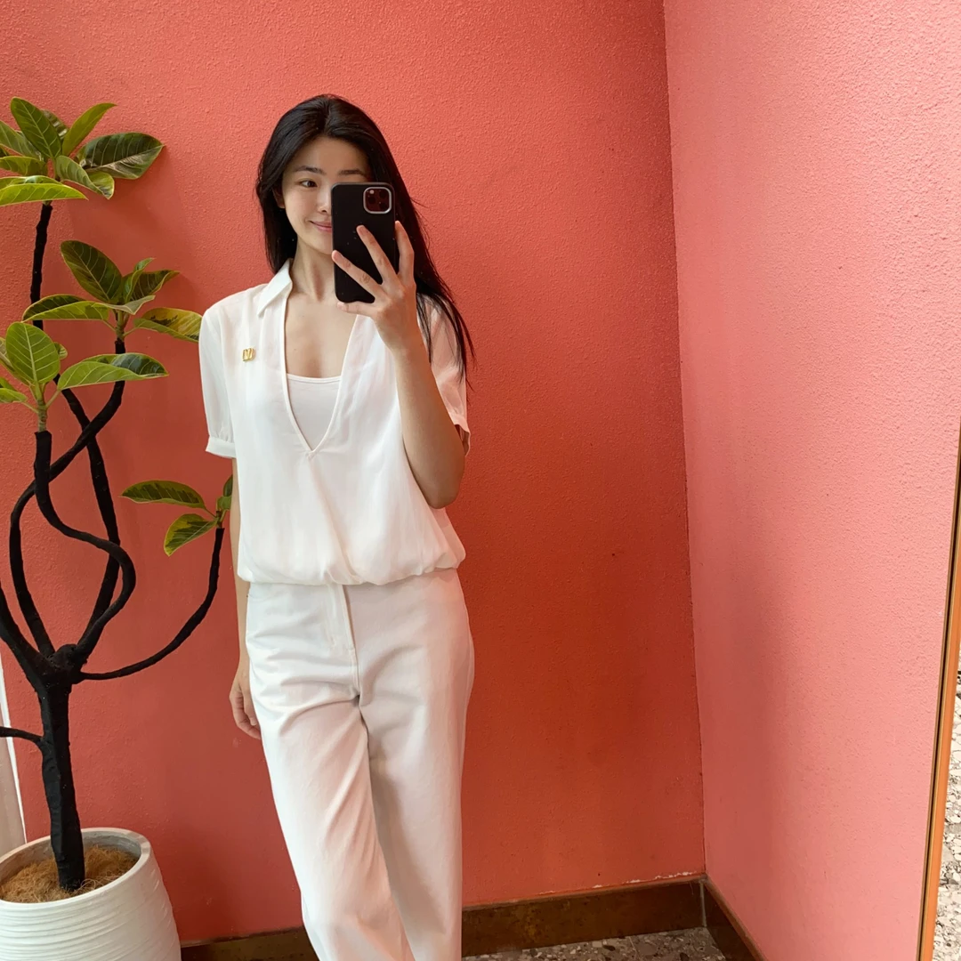 （默茗服装）金标深V松弛两件套