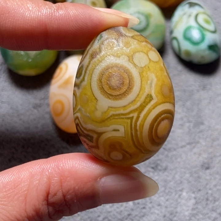 玛瑙/玉髓未镶嵌珠宝奇石