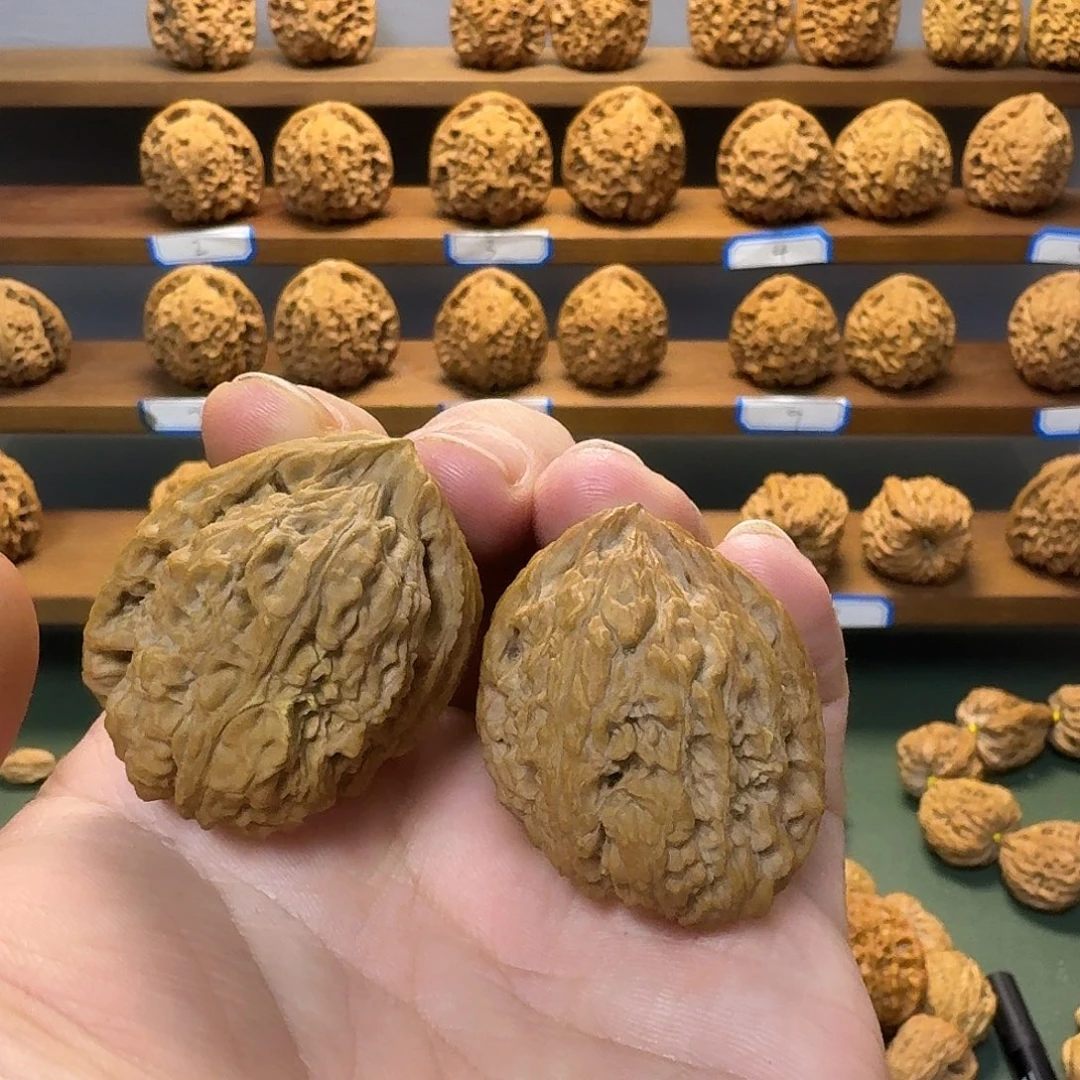 流***兔文玩核桃吊坠南疆，有黄