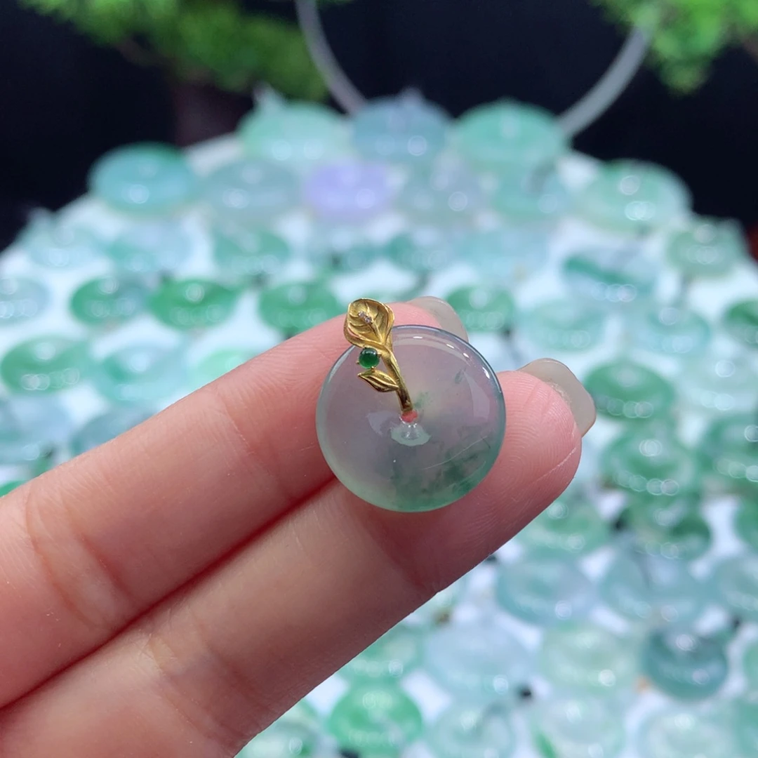 颈饰未镶嵌翡翠44K金镶嵌平安扣