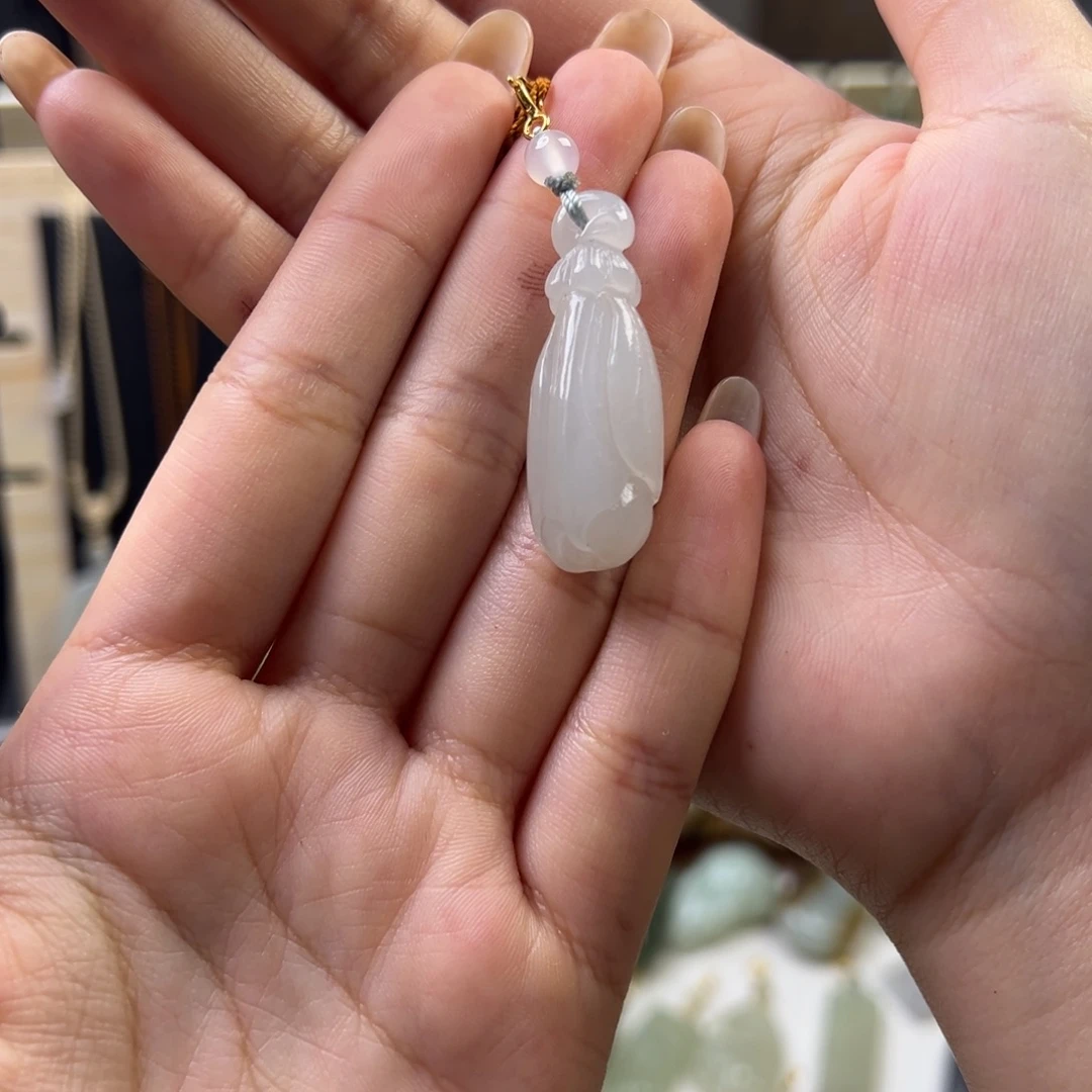 颈饰未镶嵌和田玉