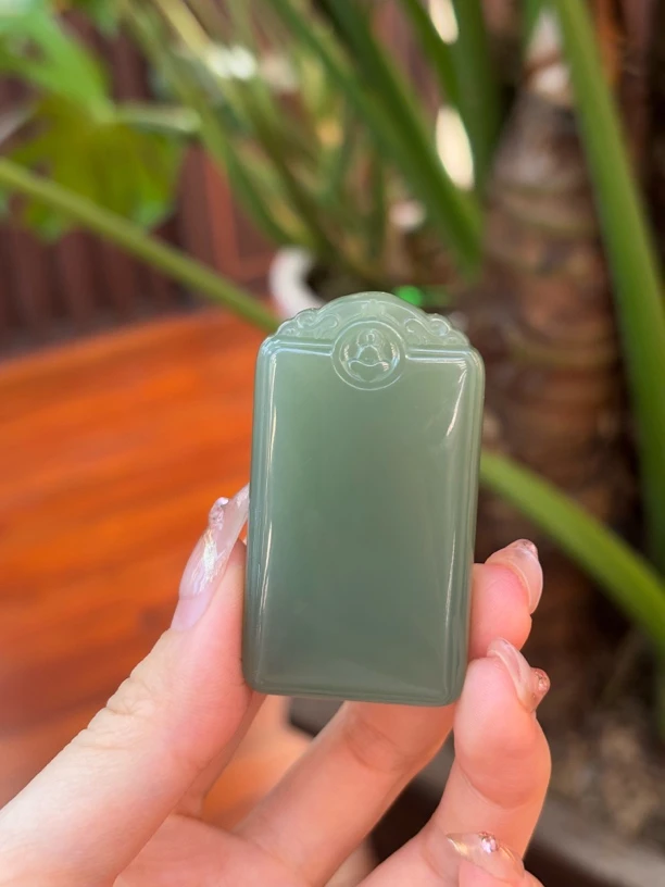 WT7025和田玉青海料无事牌吊坠约55*30.6*12.3