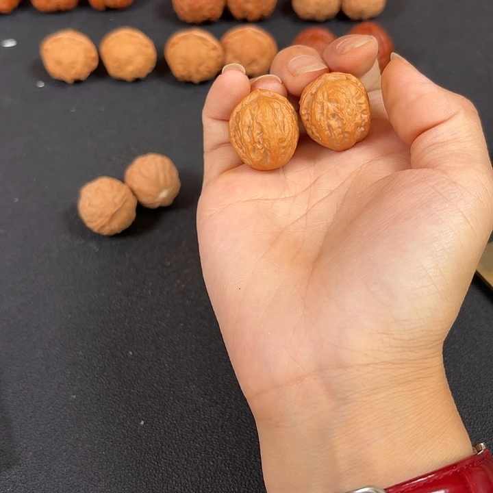 吊坠桃核小糖豆手捻