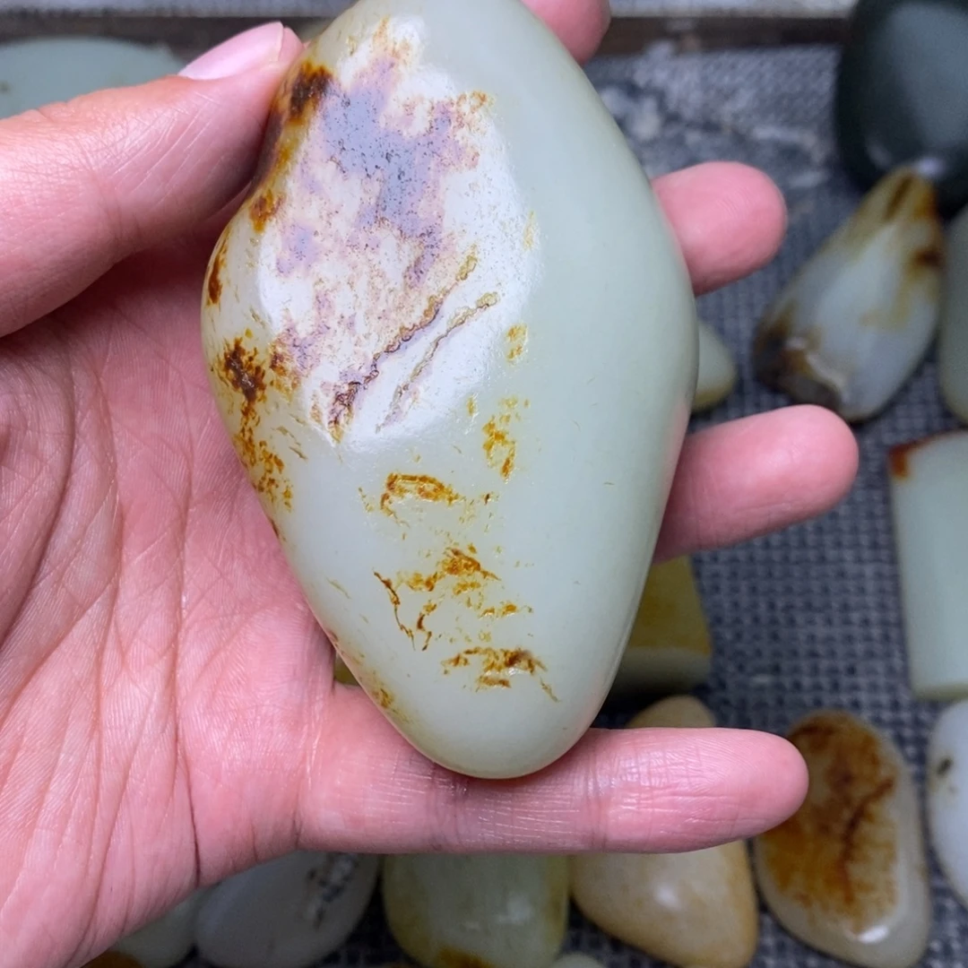 至***九未镶嵌挂件定制和田玉