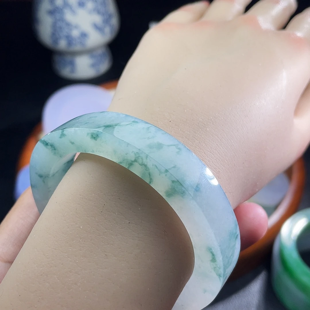 定制翡翠未镶嵌缅甸天然翡翠A货50-51