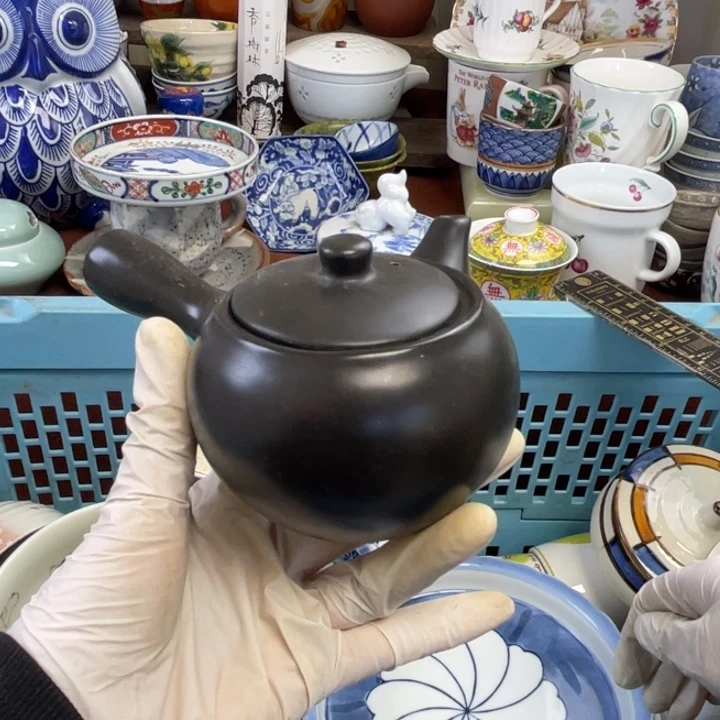 他家瓷器真美…开播了