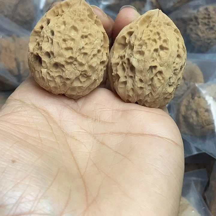 把件文玩核桃云南铁核桃基地72