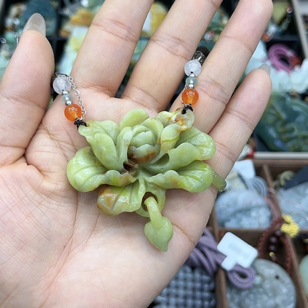 【闪购商品】蛇纹石玉未镶嵌颈饰