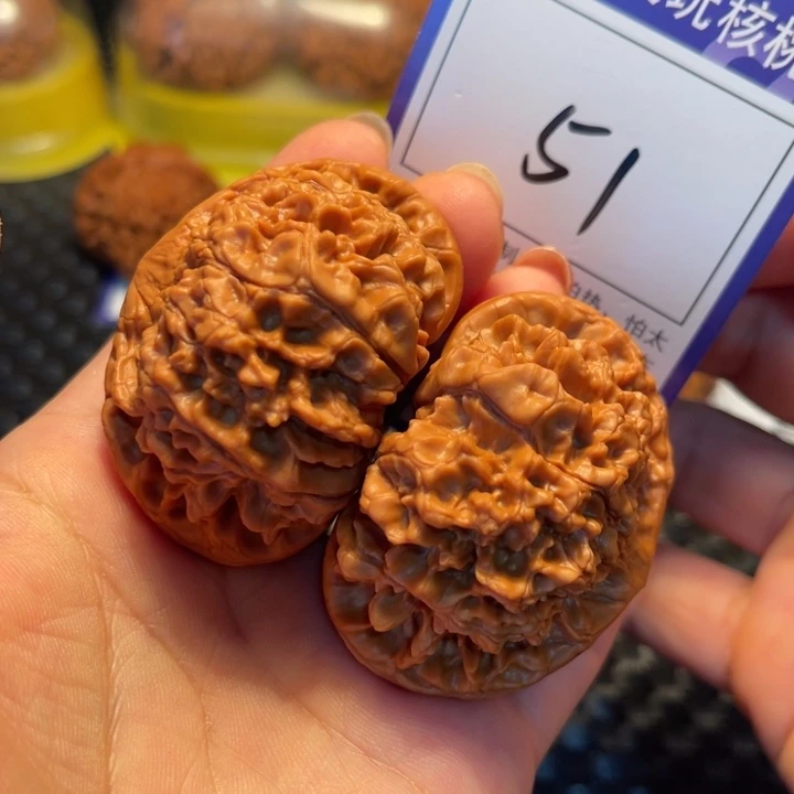 桃核把件52官帽51