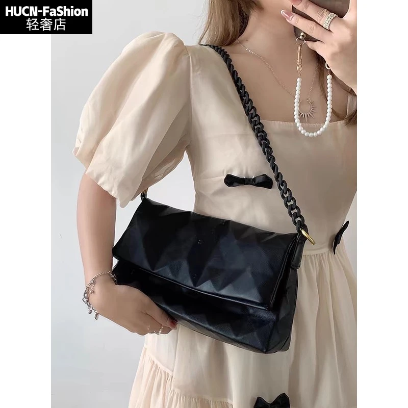 HUCN法国几何腋下包包女夏新款时尚百搭菱格链条包质感单肩斜挎包