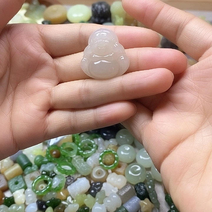 未镶嵌和田玉挂件藕粉 佛