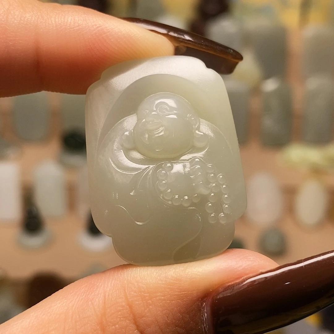 颈饰未镶嵌和田玉