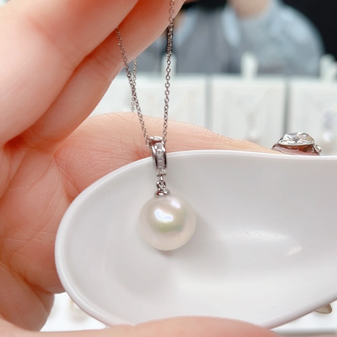 淡水珍珠合金吊坠(赠链)