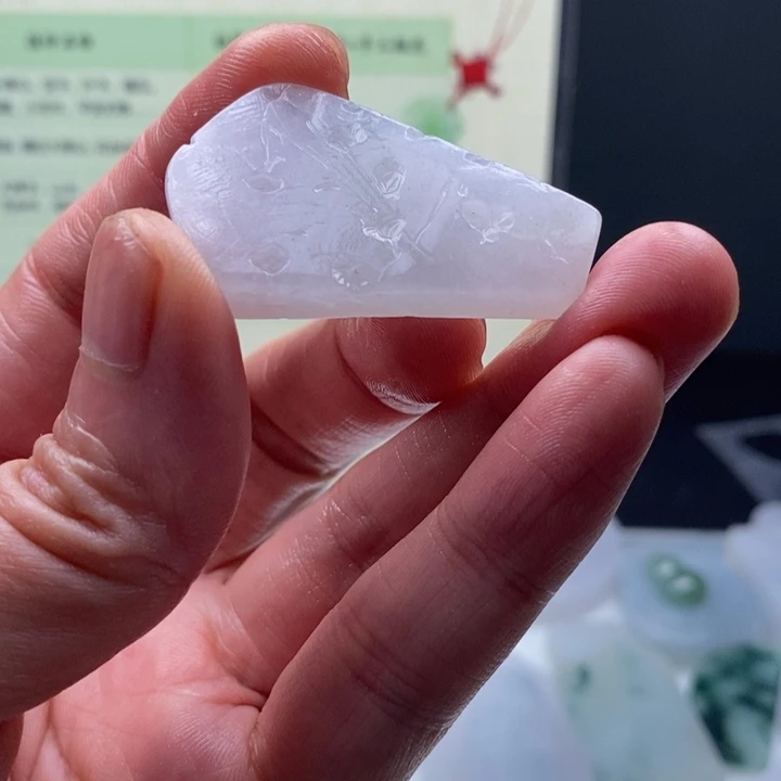 颈饰未镶嵌翡翠缅甸翡翠A货边角