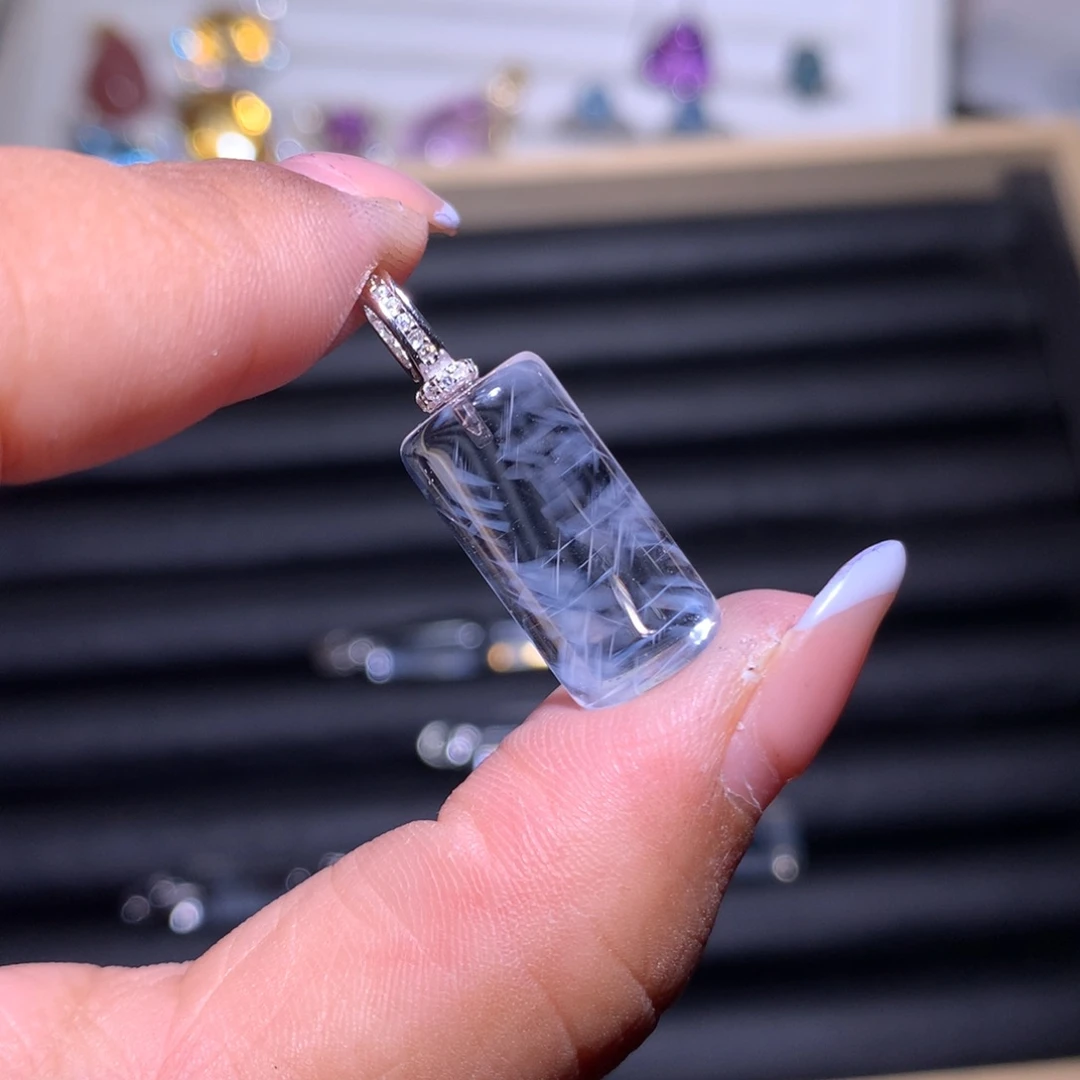 【闪购商品】银S925镶嵌戒指水晶m****l戒指