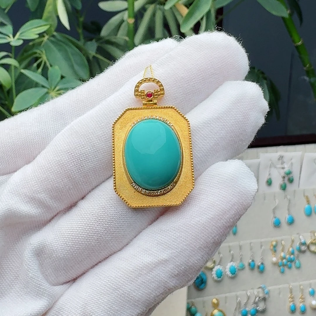 糖***糖绿松石18K金镶嵌颈饰吊坠