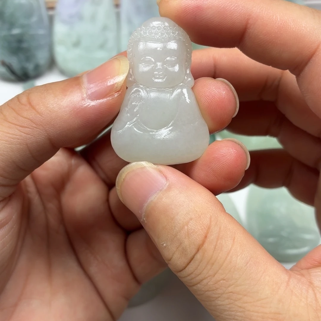 未镶嵌定制翡翠宝宝佛