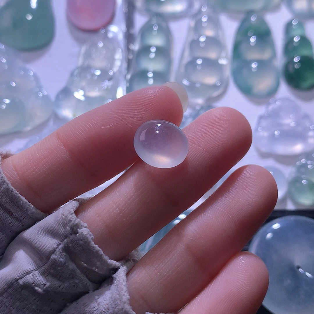 翡翠未镶嵌颈饰蛋面
