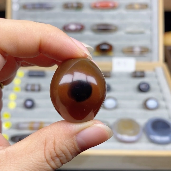 未镶嵌玛瑙/玉髓珠宝奇石