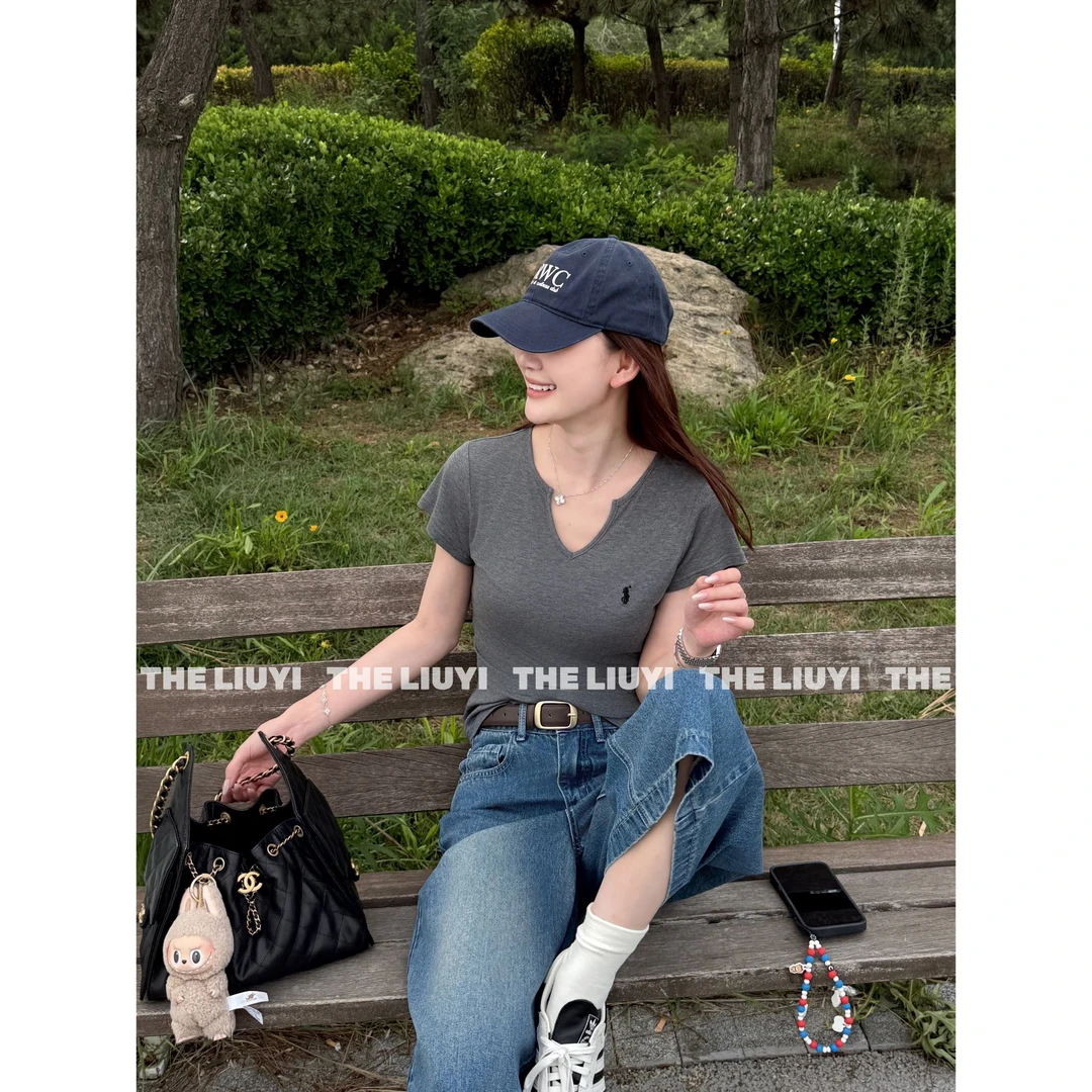 【LIUYI】百搭显瘦v领短袖T恤56281