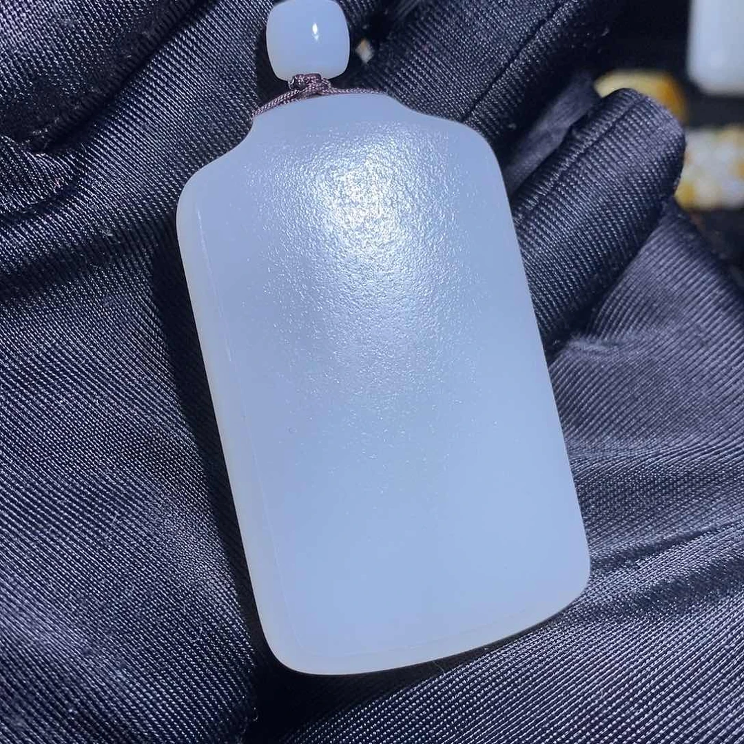 和田玉吊坠(不含链)未镶嵌蝈**为