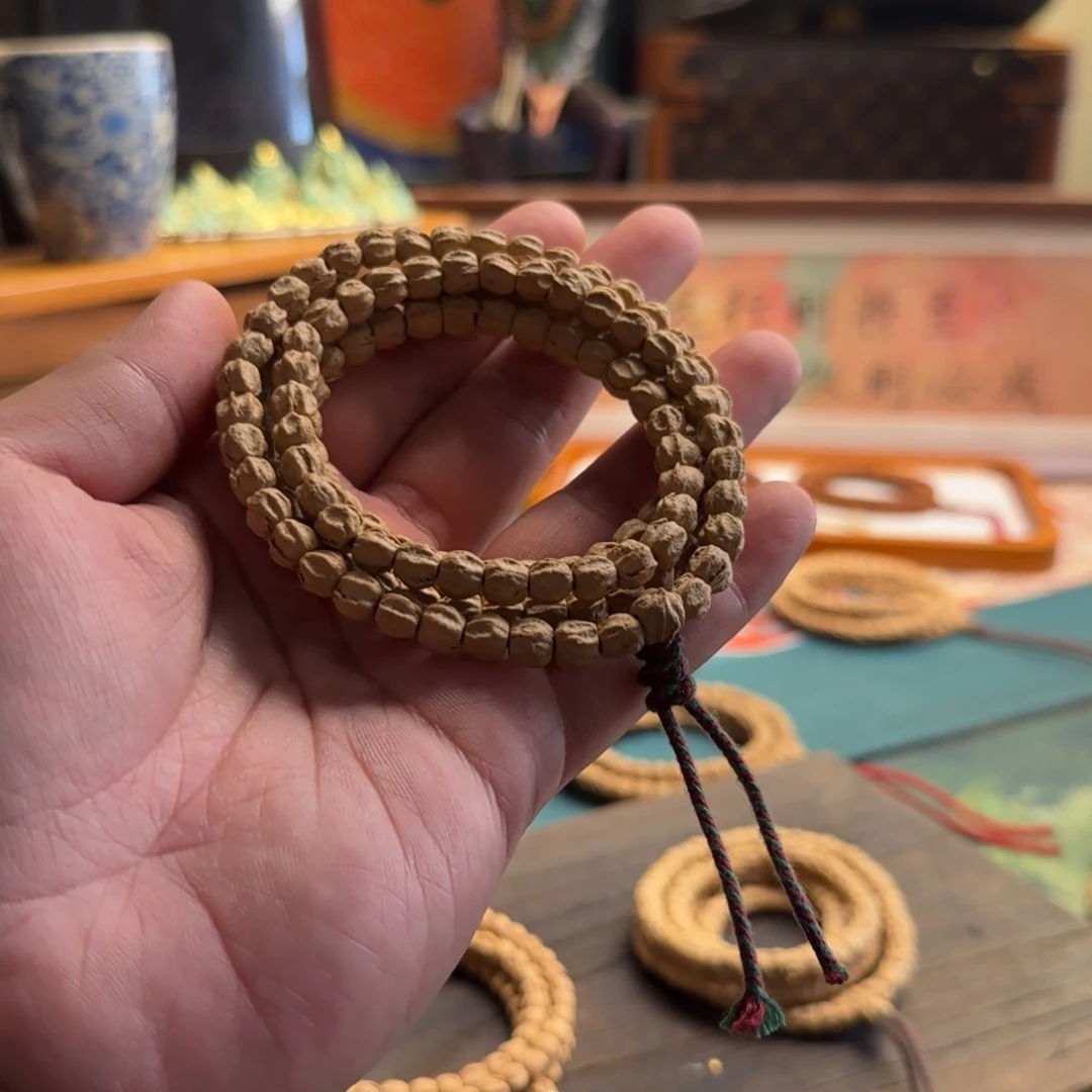 茹***望吊坠柏香籽/百香籽