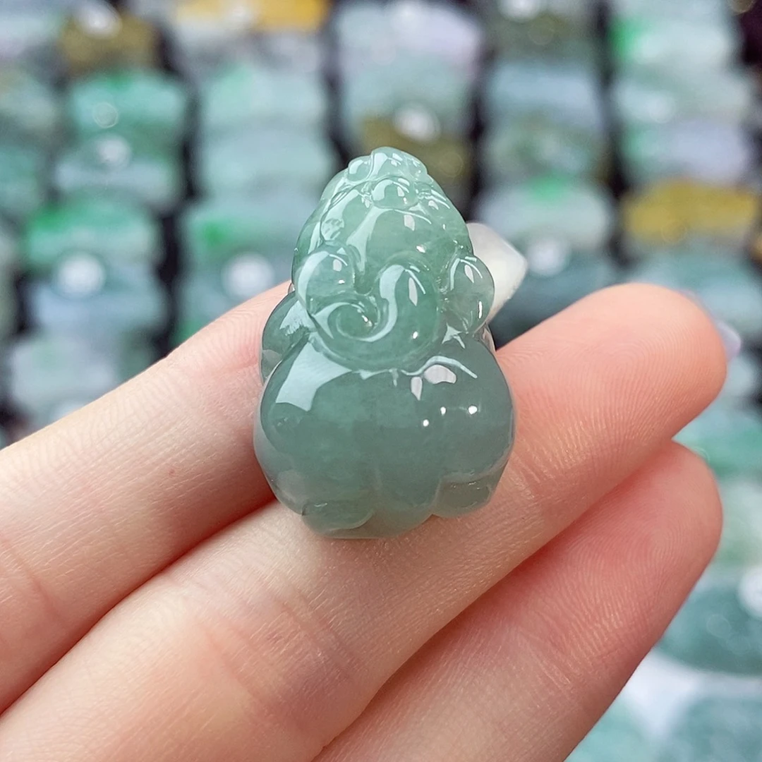 颈饰未镶嵌翡翠天然