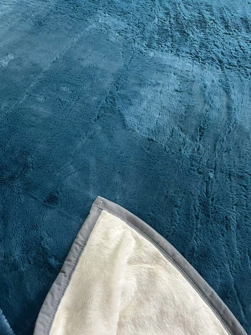 BZ-2024889天蓝色盖被200*150