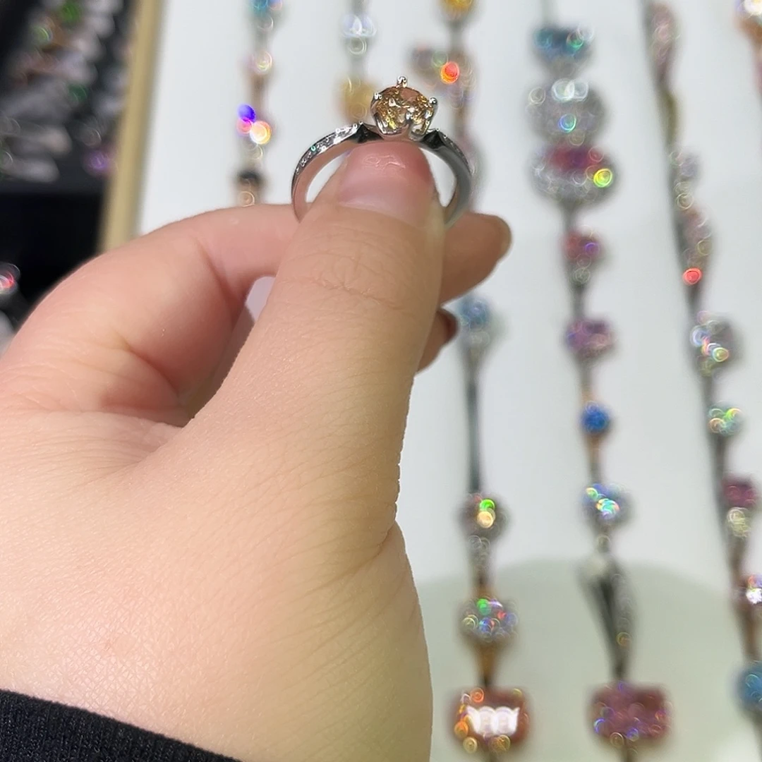 莫桑石非金属SH K白四爪香槟星空一卡-15