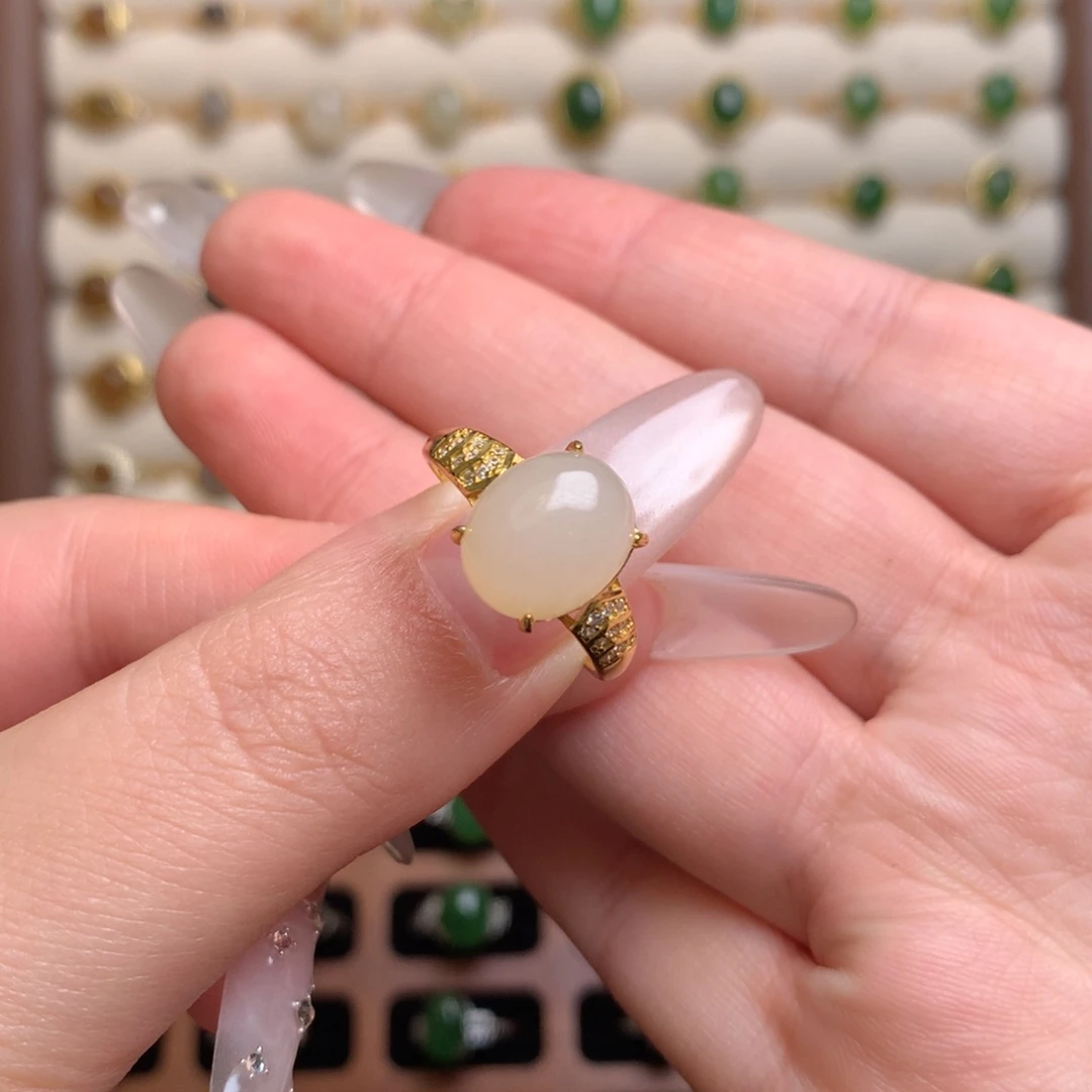 用***2和田玉银S925镶嵌戒指