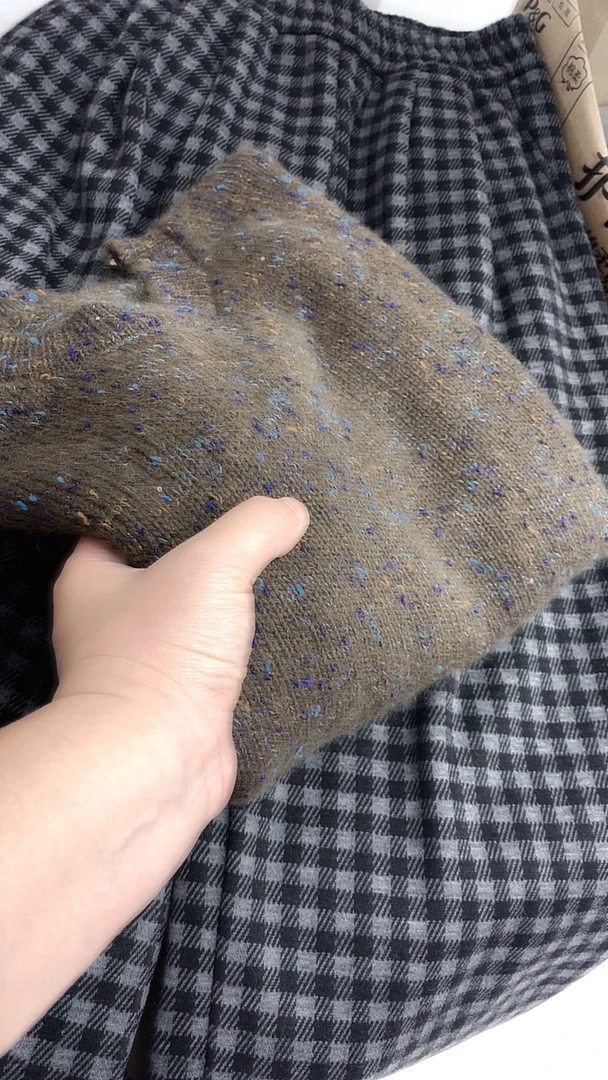 宝衣家 摩卡棕彩纱套头