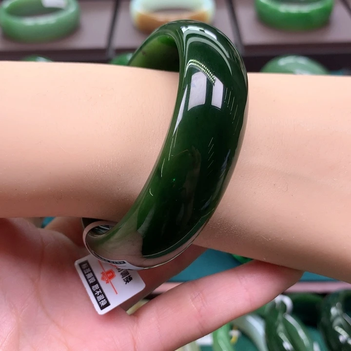 未镶嵌手镯和田玉（碧玉）59.60