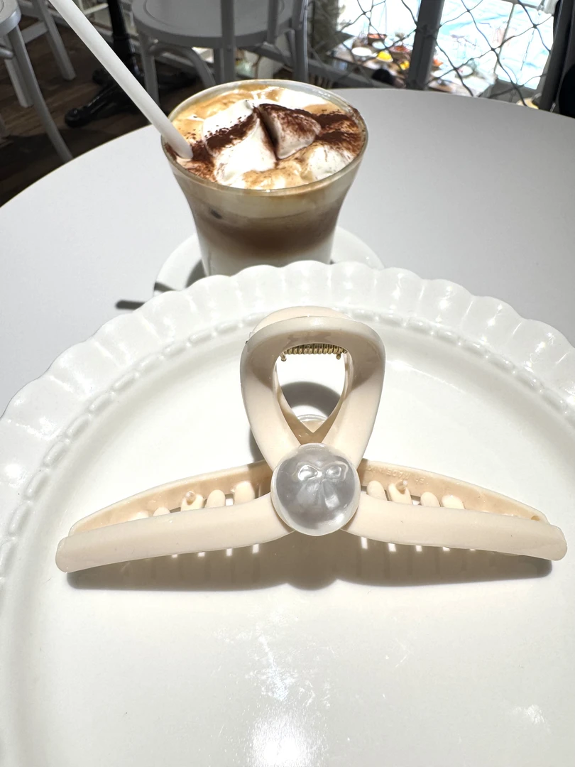 东大门醋酸发卡 简约时尚